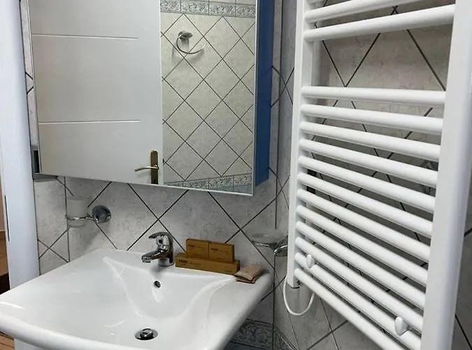 Manga * Gjirokastër