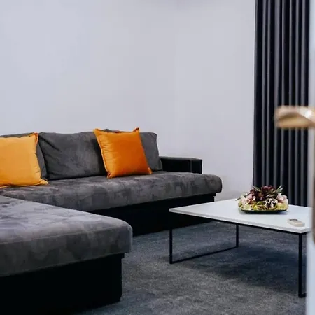 Manga * Gjirokastër